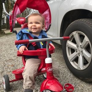 Meet your Posher, Caroline